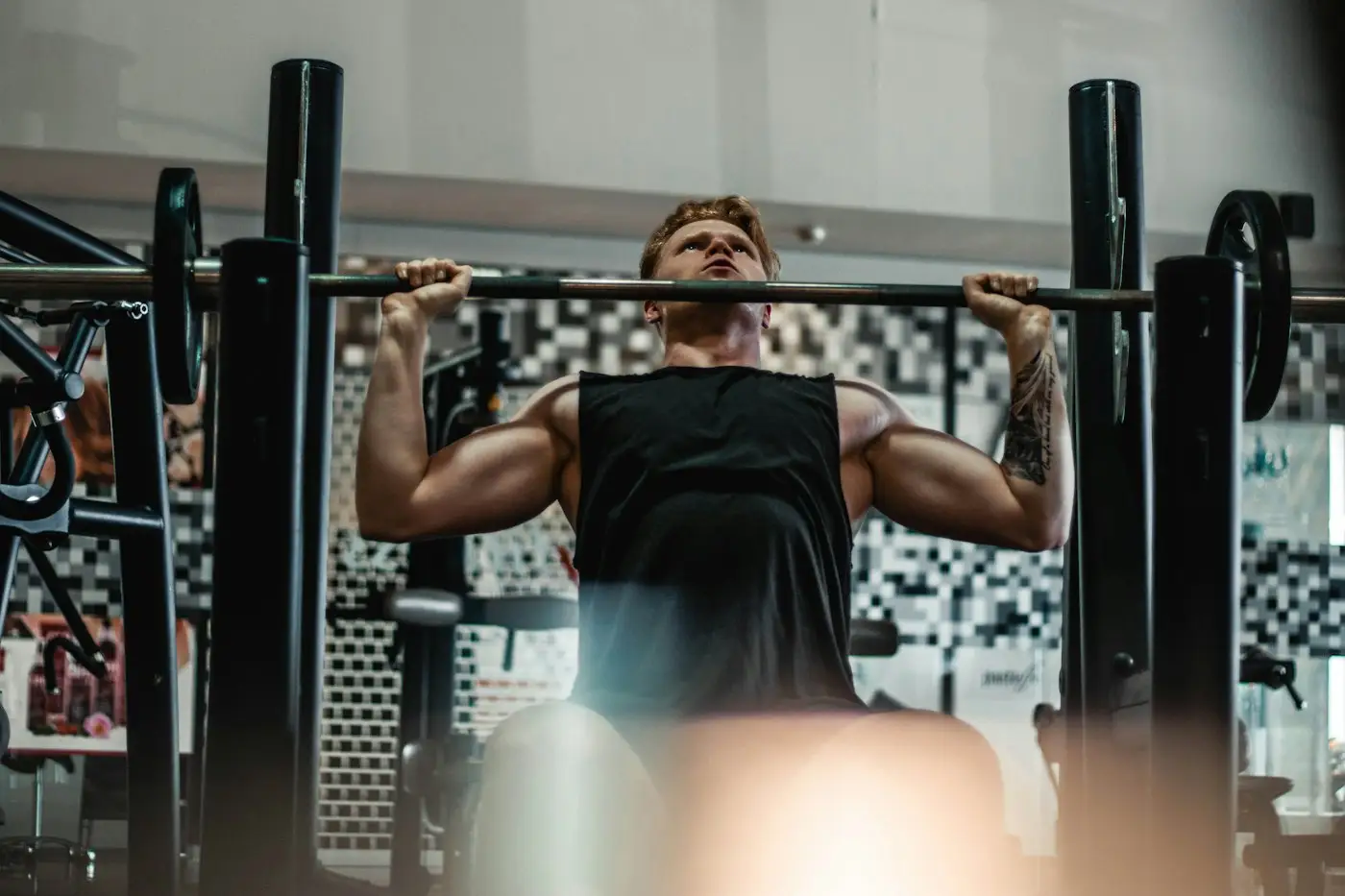 Chest press machine